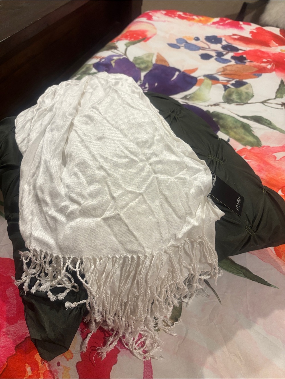Jones New York White Fringe Shawl Scarf